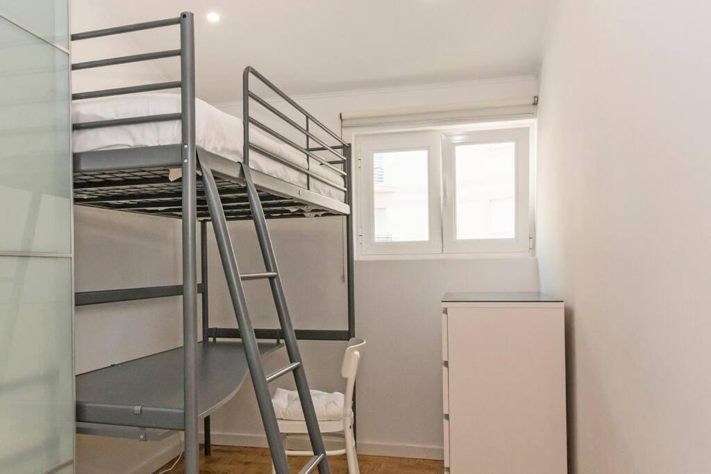 שטובל Apartment Near The Beach With Big Terrace מראה חיצוני תמונה